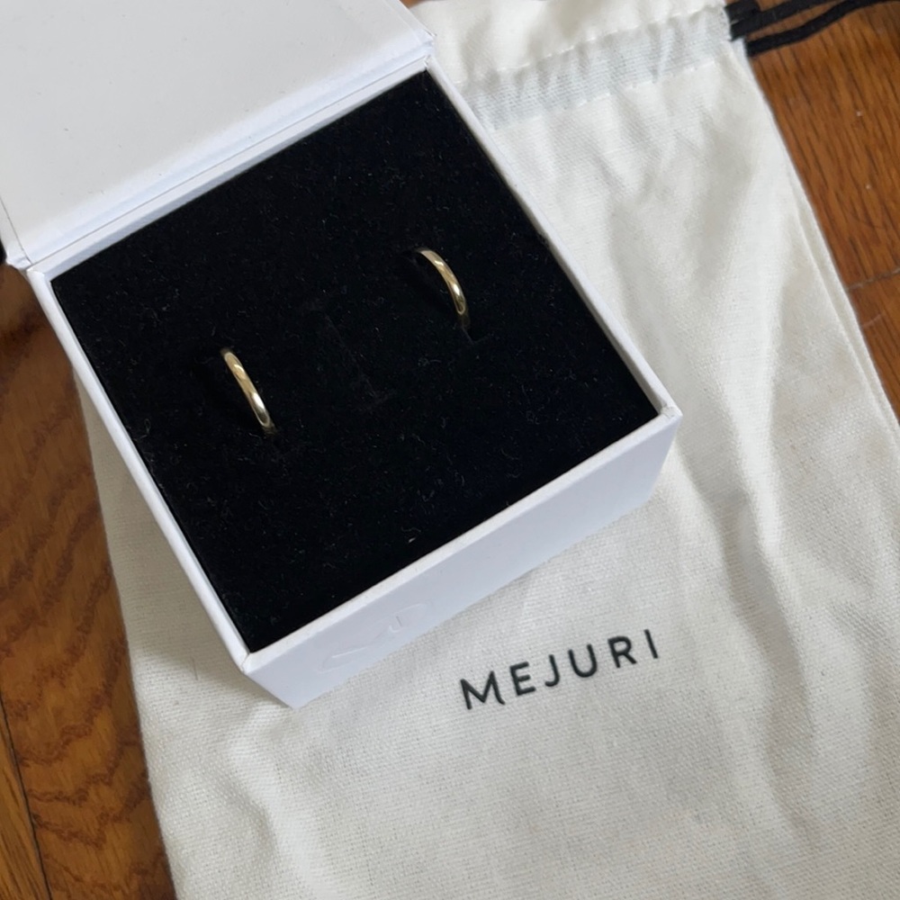 Gold Mejuri MIDI Hoops